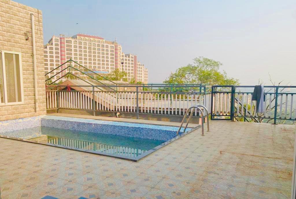 Mumbai Villas Exterior photo
