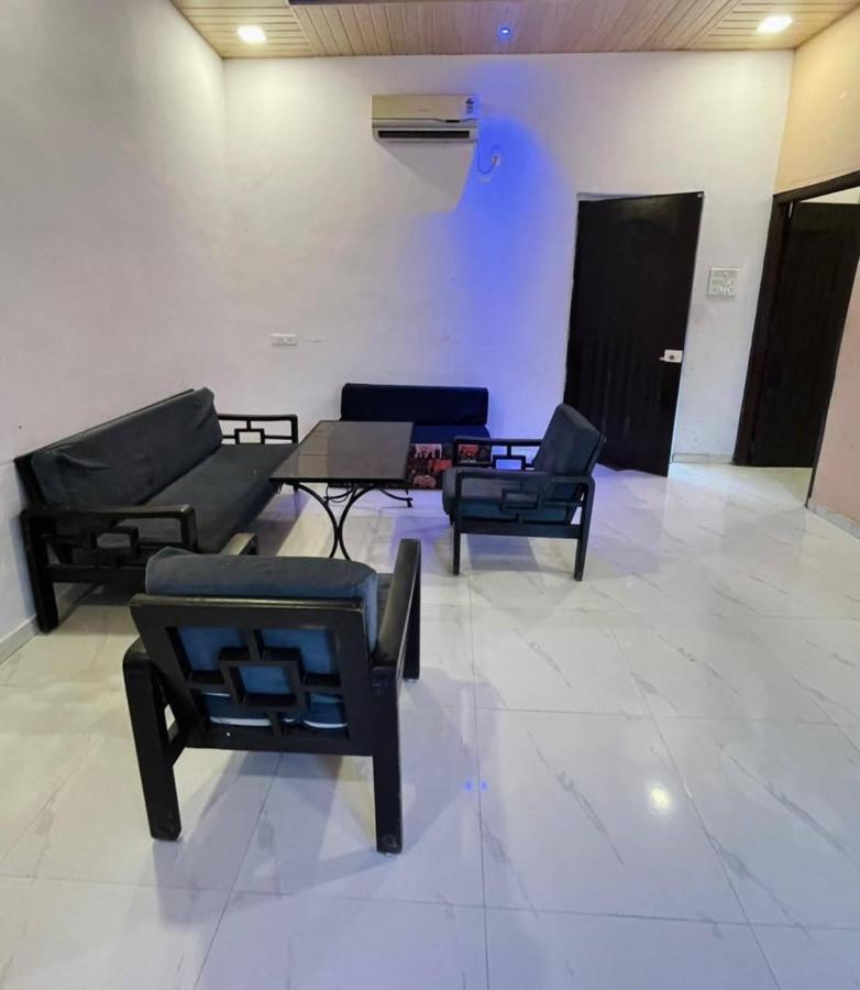 Mumbai Villas Exterior photo